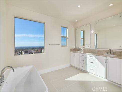 109 Oakstone , Irvine, CA