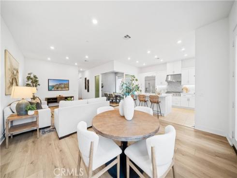 121  Yugen  , Irvine, CA