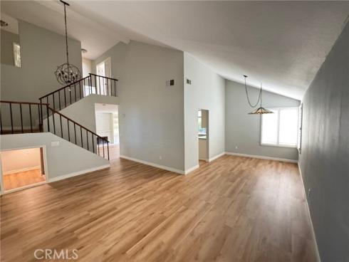 14  Wakefield  , Irvine, CA