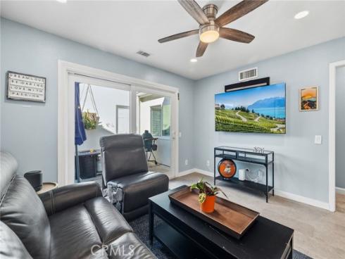 7 Spring Buck , Irvine, CA