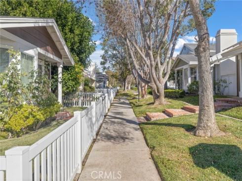 7 Spring Buck , Irvine, CA