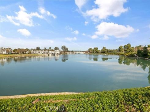 7 Spring Buck , Irvine, CA