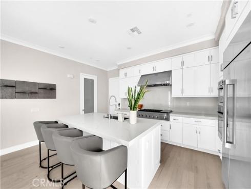 249 Chorus , Irvine, CA