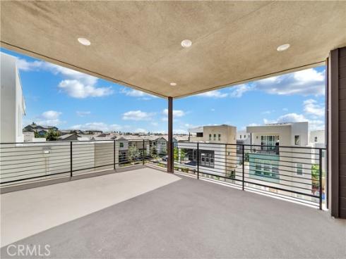 249 Chorus , Irvine, CA