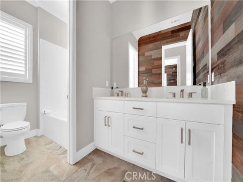 249 Chorus , Irvine, CA