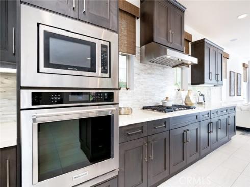 126 Brambles , Irvine, CA