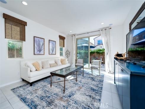 126 Brambles , Irvine, CA