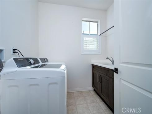 126 Brambles , Irvine, CA