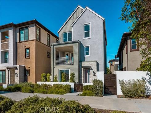 201  Lynx  , Irvine, CA