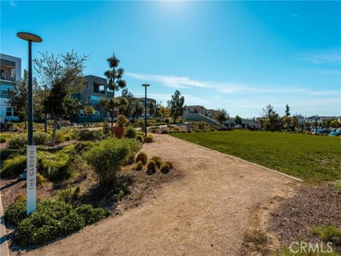 201  Lynx  , Irvine, CA