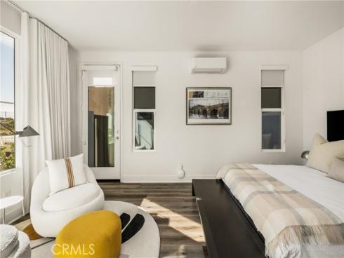 201  Lynx  , Irvine, CA