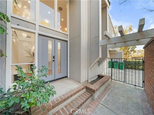 16 Rustling Wind #8 , Irvine, CA