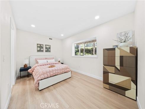 16 Rustling Wind #8 , Irvine, CA