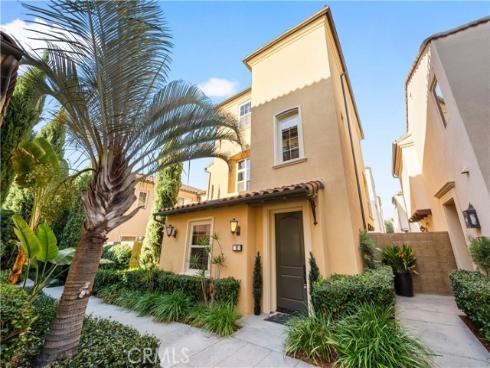 81 Strawberry Grv , Irvine, CA