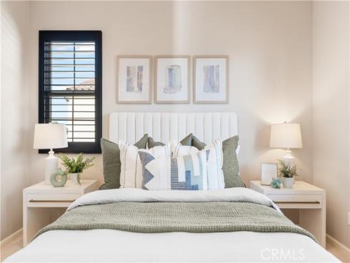 81 Strawberry Grv , Irvine, CA