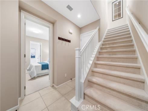 81 Strawberry Grv , Irvine, CA