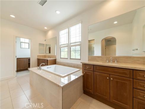 105  Tomato Springs  , Irvine, CA