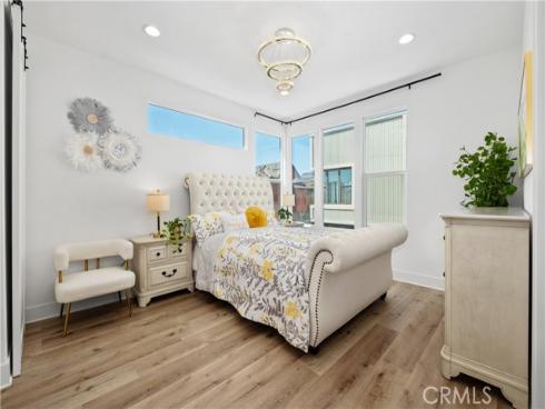 154 Keeper , Irvine, CA