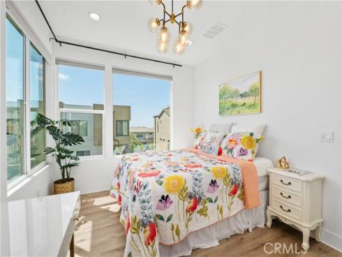 154 Keeper , Irvine, CA