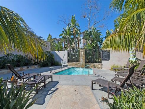 21  Gramercy  220 , Irvine, CA