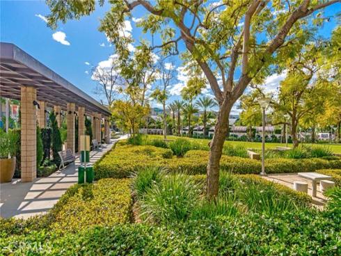 21  Gramercy  220 , Irvine, CA