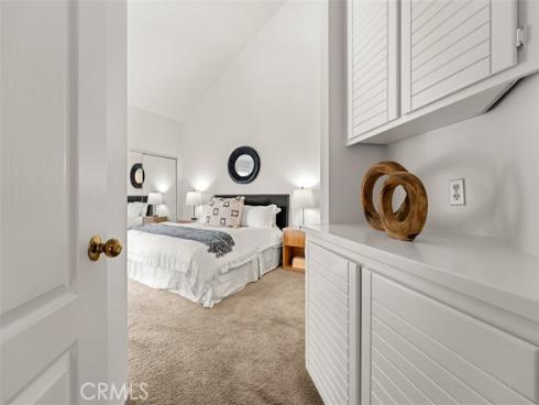 32  Lehigh Aisle  , Irvine, CA