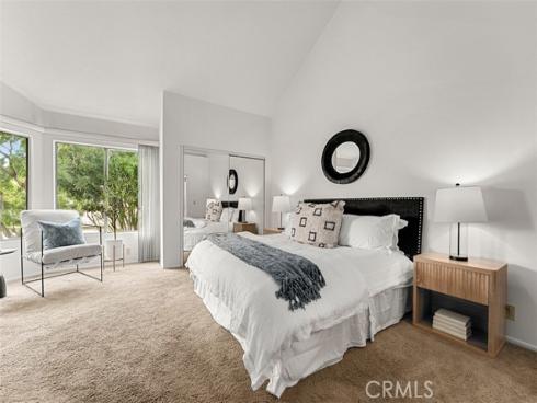 32  Lehigh Aisle  , Irvine, CA