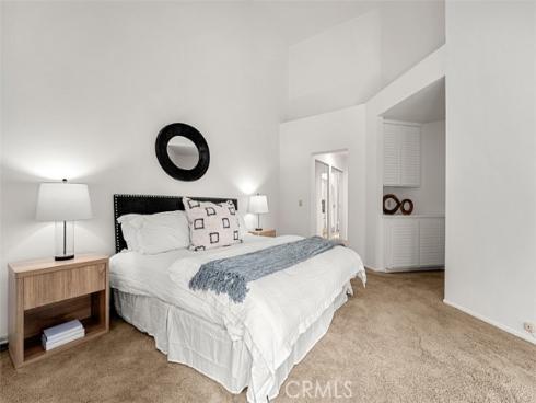 32  Lehigh Aisle  , Irvine, CA