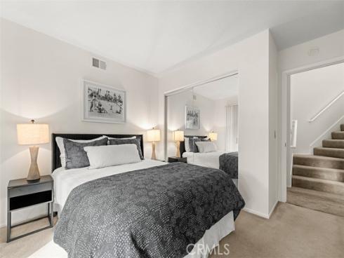 32  Lehigh Aisle  , Irvine, CA