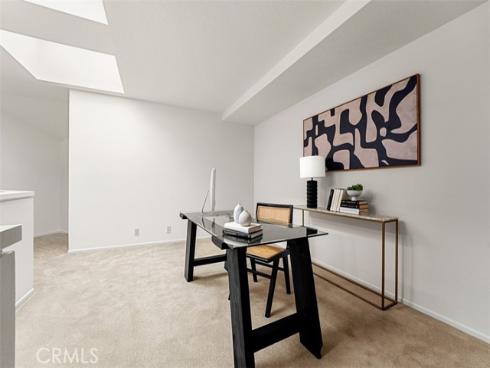 32  Lehigh Aisle  , Irvine, CA