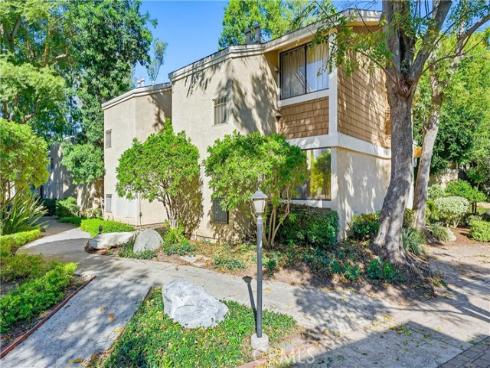 85  Lakepines  , Irvine, CA