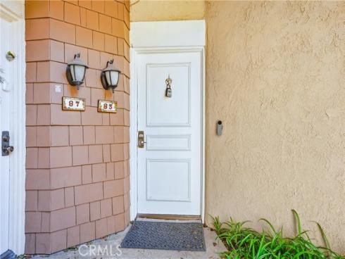 85  Lakepines  , Irvine, CA