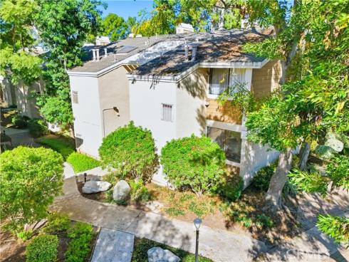 85  Lakepines  , Irvine, CA