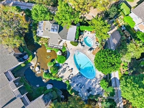 85  Lakepines  , Irvine, CA