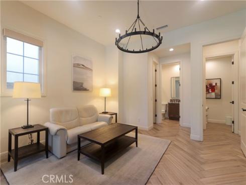 105  Iron  , Irvine, CA