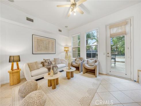 23  Vacaville  , Irvine, CA