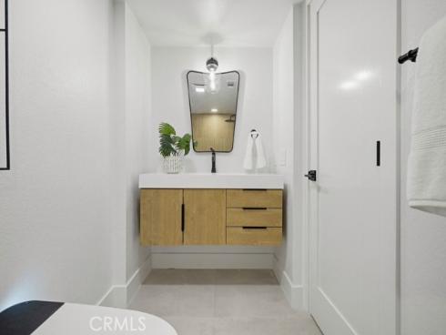 41  Cape Cod  , Irvine, CA