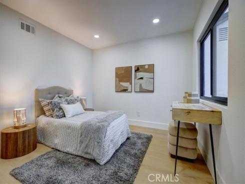 41  Cape Cod  , Irvine, CA