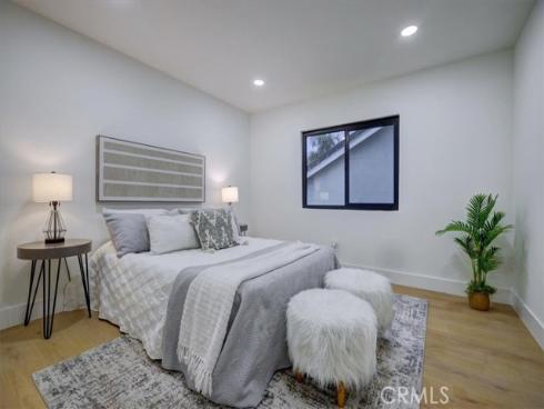 41  Cape Cod  , Irvine, CA