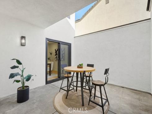 41  Cape Cod  , Irvine, CA