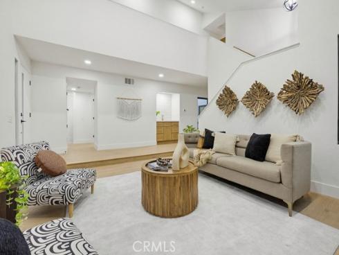 41  Cape Cod  , Irvine, CA