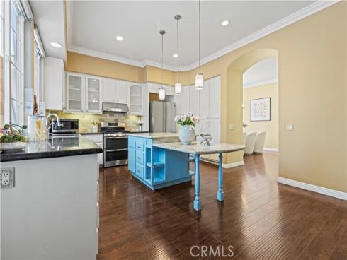 82 Winslow , Irvine, CA