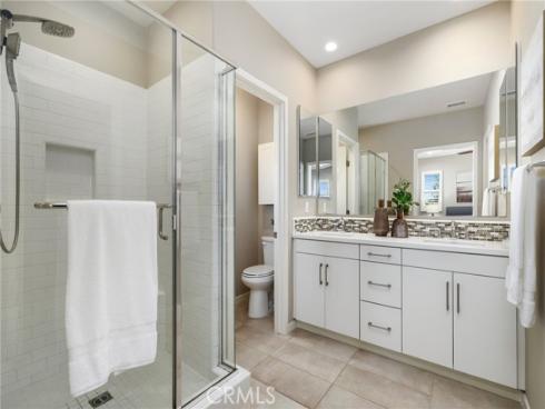 121  Excursion  , Irvine, CA