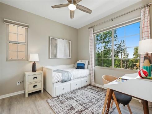 121  Excursion  , Irvine, CA