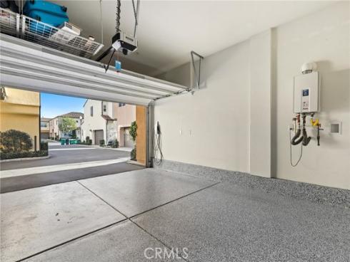 121  Excursion  , Irvine, CA