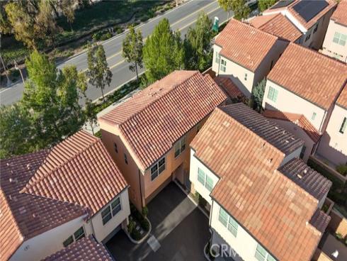 121  Excursion  , Irvine, CA