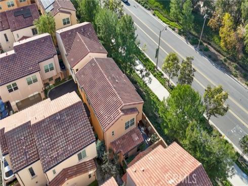 121  Excursion  , Irvine, CA