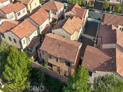 121  Excursion  , Irvine, CA