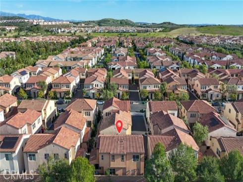 121  Excursion  , Irvine, CA