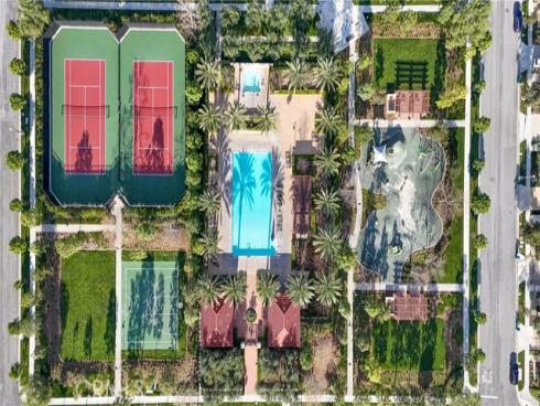 121  Excursion  , Irvine, CA